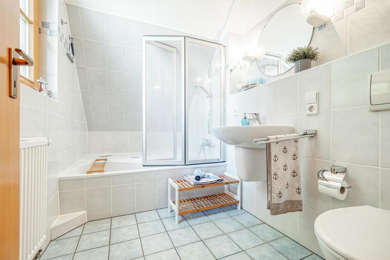 Ferienpark Freesenbruch Wohnung 2 6 - Windrose Zingst Extérieur photo