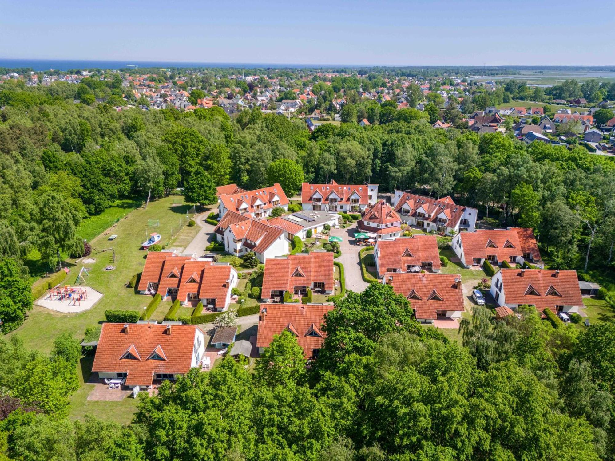 Ferienpark Freesenbruch Wohnung 2 6 - Windrose Zingst Extérieur photo