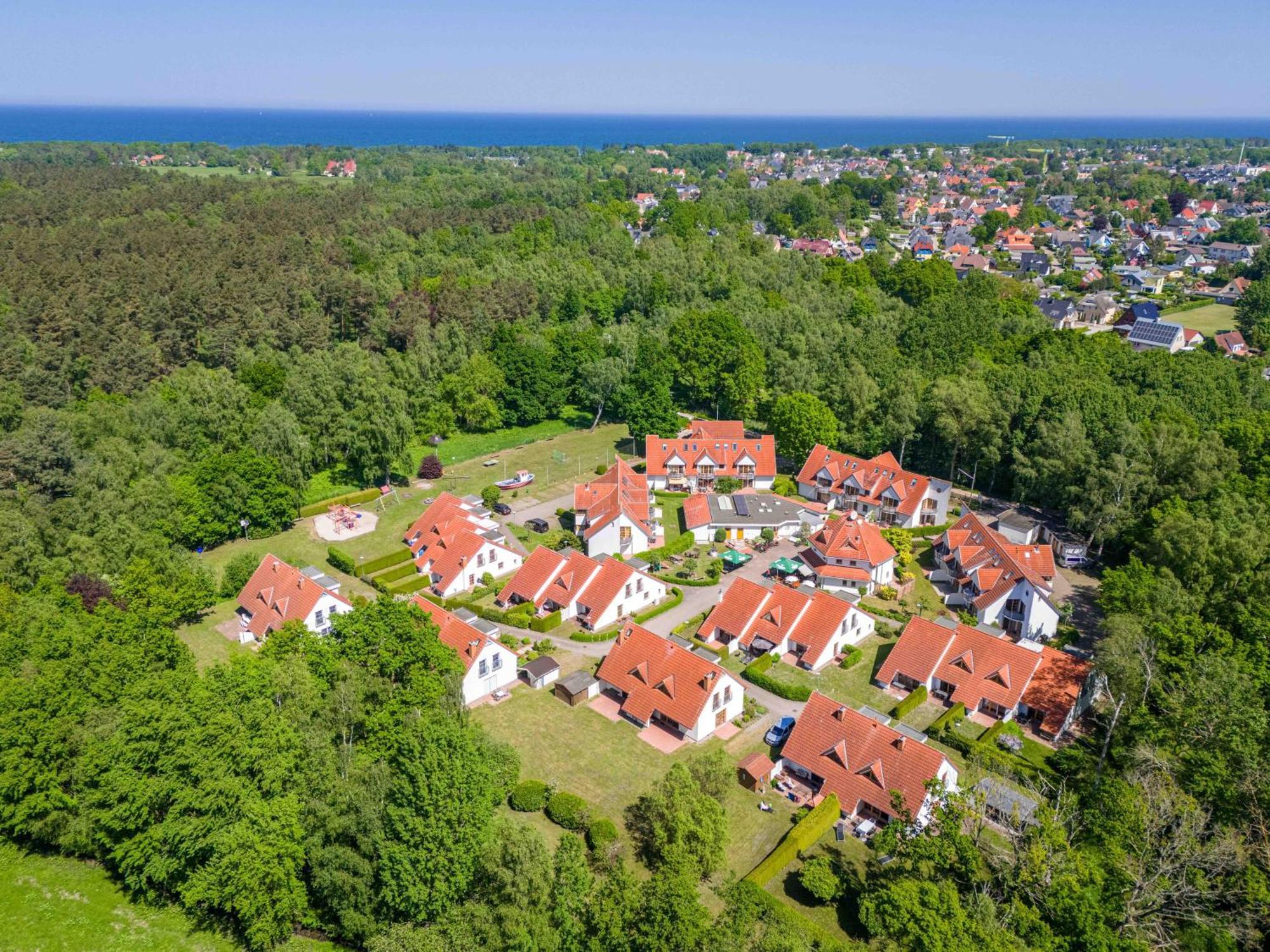 Ferienpark Freesenbruch Wohnung 2 6 - Windrose Zingst Extérieur photo